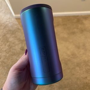 Brumate - seltzer holder